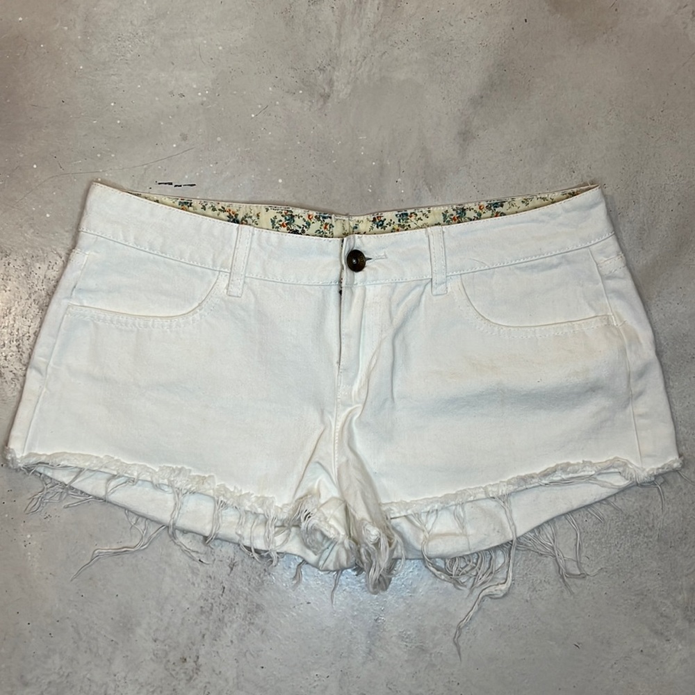 Element Denim - Size 29 white denim shorts